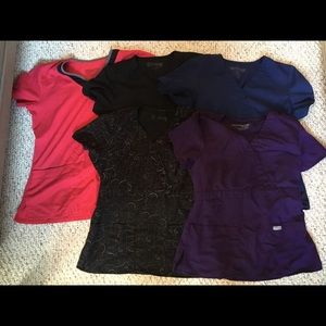 5 used grey’s anatomy medium scrub tops